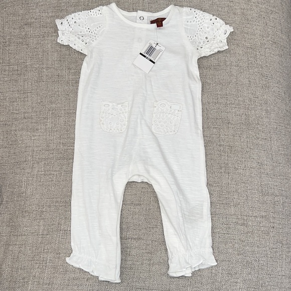NWT 7 For All Mankind White Boho Crochet Burnout Baby Onesie- 6 to 9 months - Picture 3 of 12